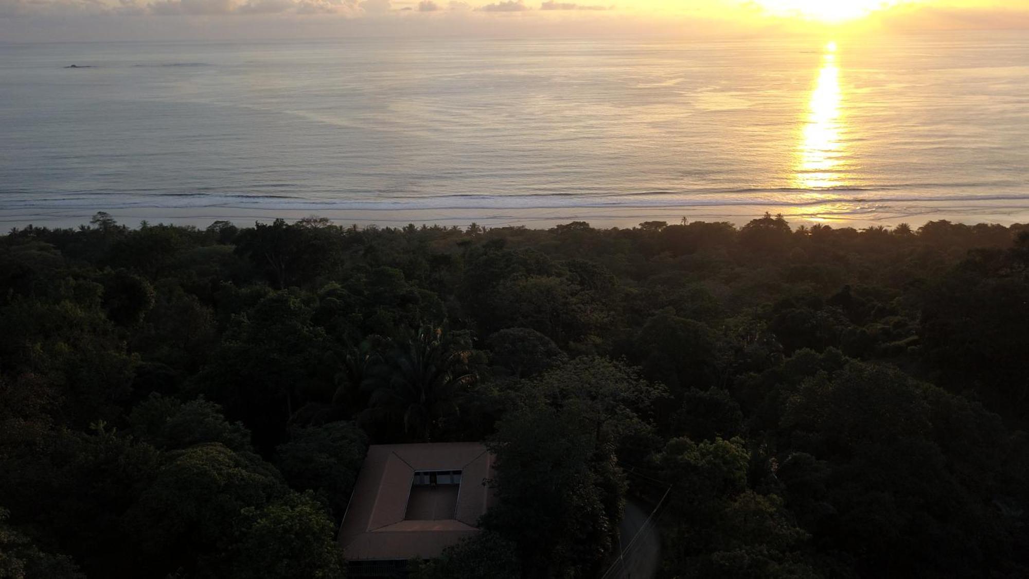 Casa Oh - Oceanview Guesthouse Uvita Exterior photo