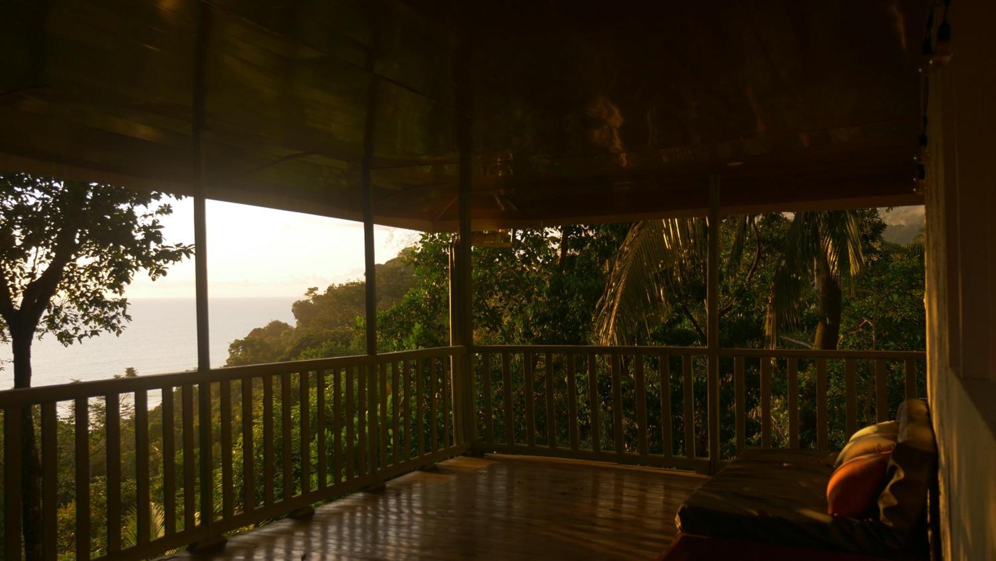 Casa Oh - Oceanview Guesthouse Uvita Exterior photo